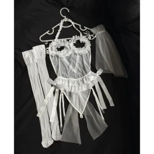 کاستوم یا لباس خواب عروس سینه باز Delwin کد 162 (برای خرید عمده تماس بگیرید.)