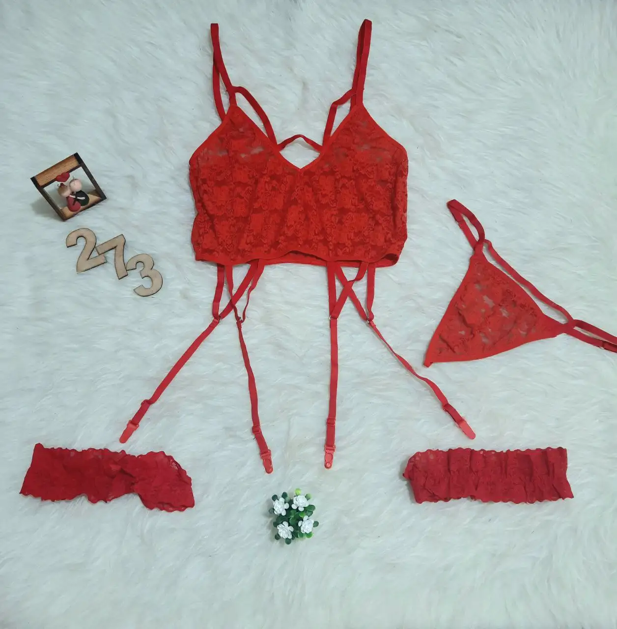 273 1 لباس خواب یا ست فانتزی بند جورابدار Desire کد 273