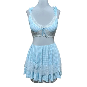 کاستوم خدمتکاری شطرنجی Rado کد 3024 با رنگ لطیف سفید و آبی آسمانی زیبا و معصومانه