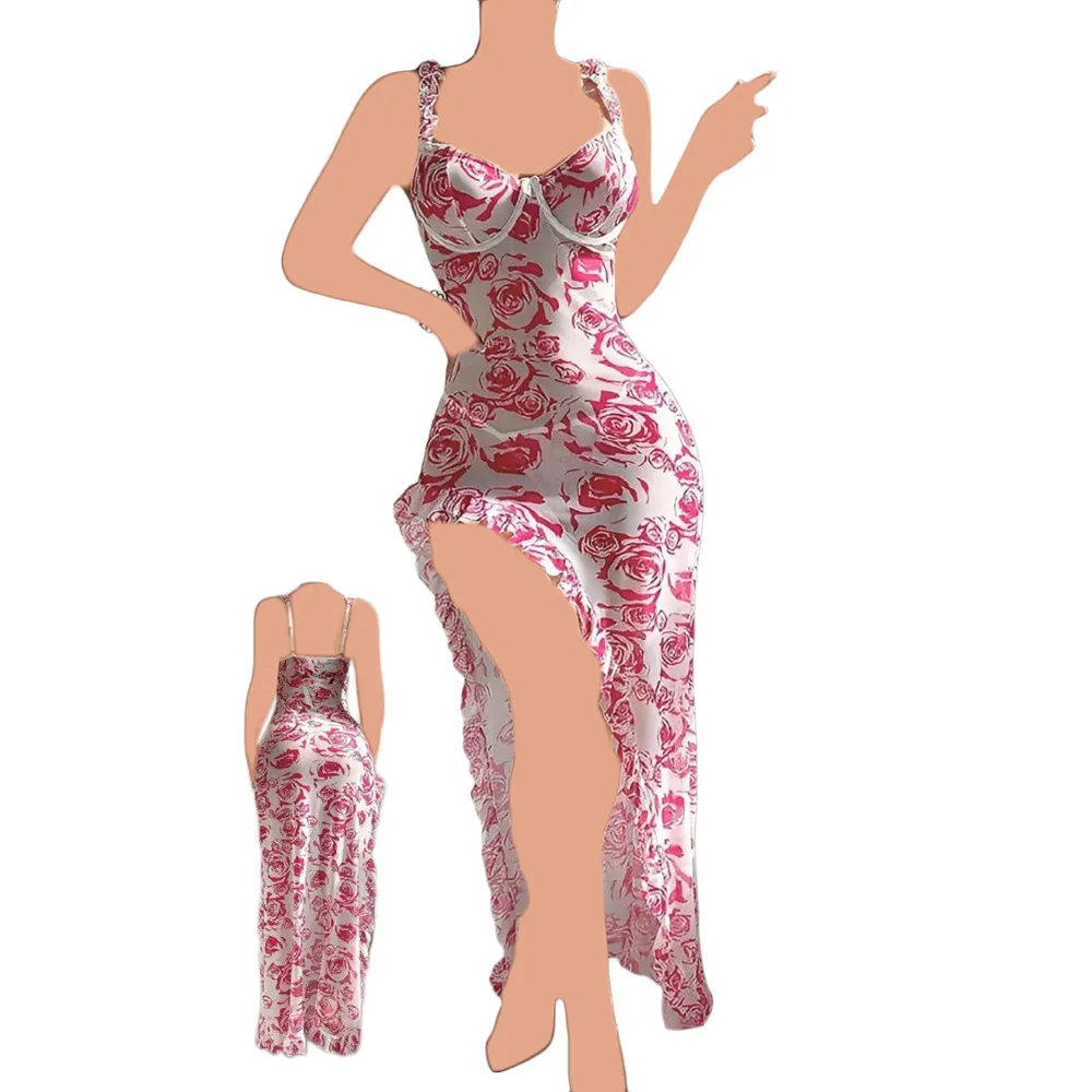 تونیک بلند توری فانتزی رز سرخ Queen کد Q2060؛ لباس خواب عروس سکسی زنانه، فنردوزی، مناسب سایز 38 تا 42 با چاک بلند پا.